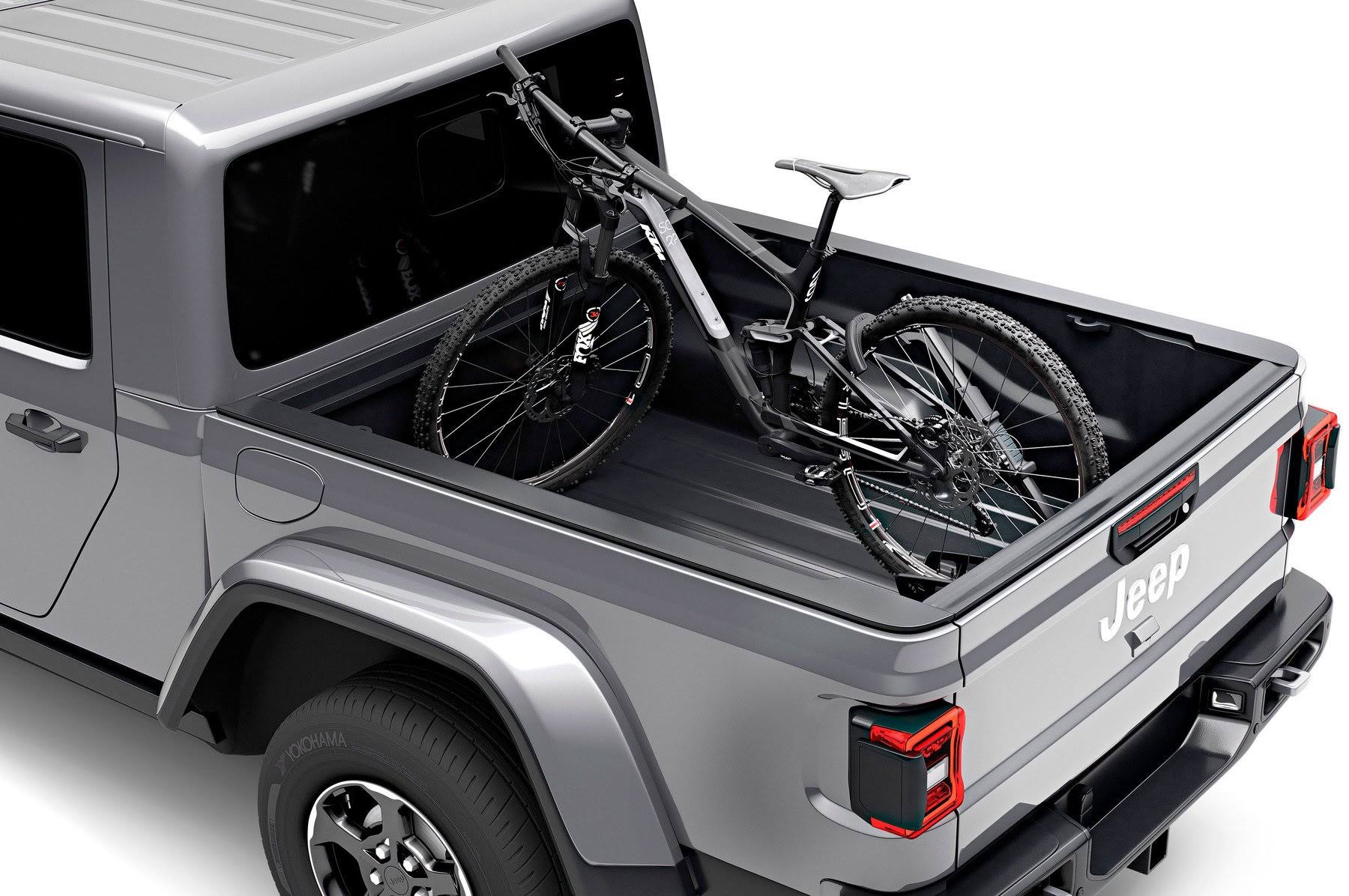 Thule Insta-Gater Pro Truck Bed Bike Rack - Image 3