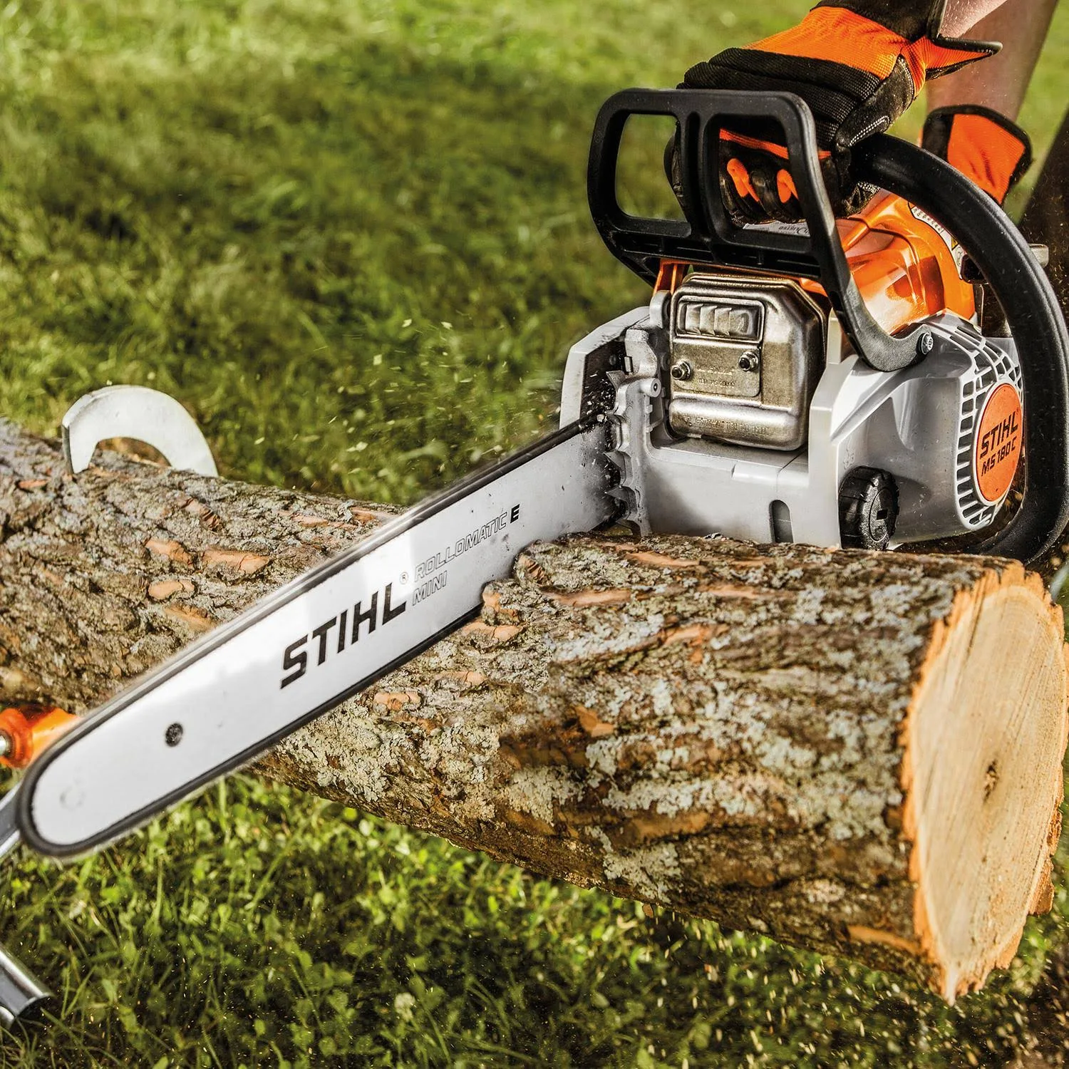 Stihl MS 180 C-be 16 in. 31.8 CC GAS Chainsaw - Image 2