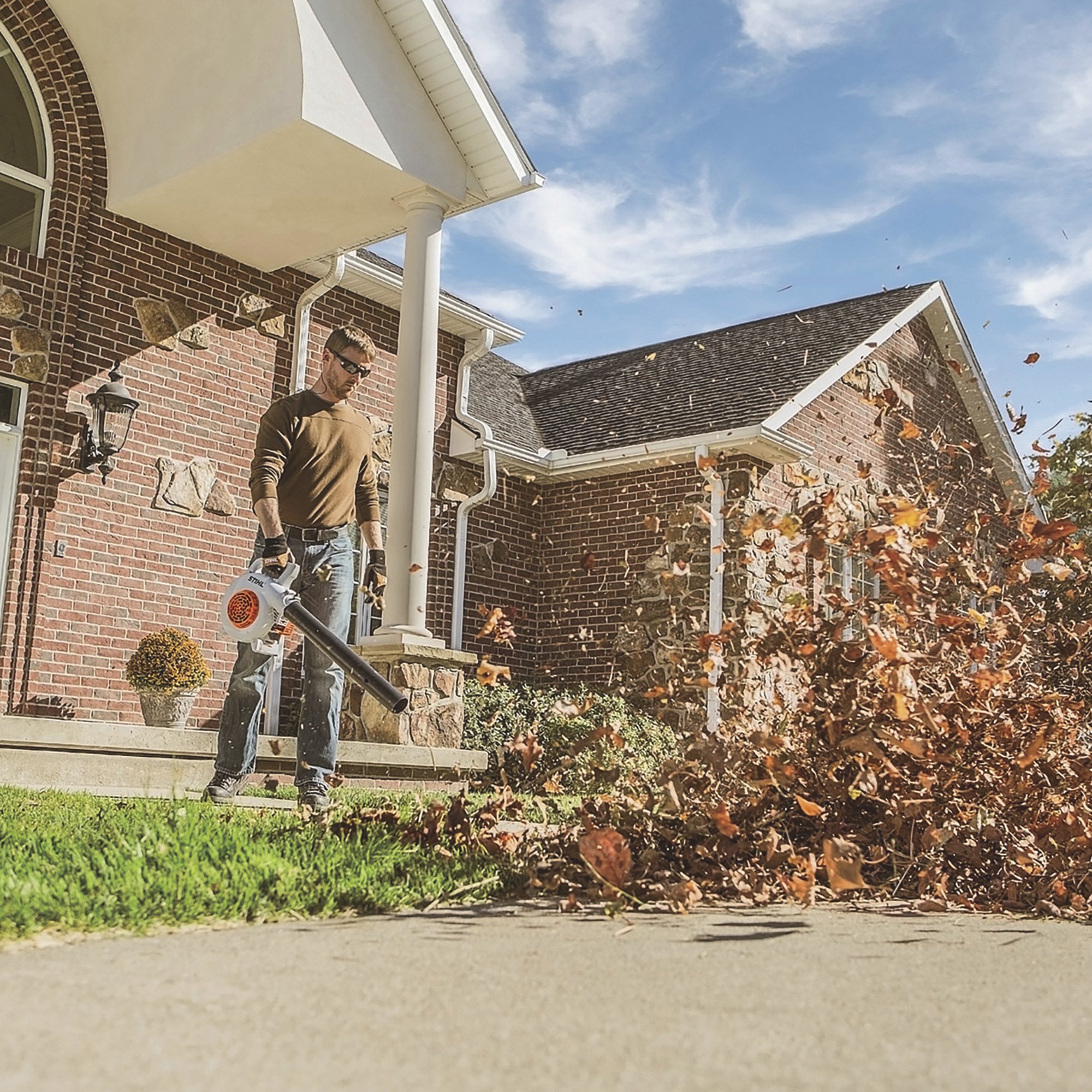 Leaf Blowers Stihl BG 50 Gas-Powered Handheld Blower ?? 27.2cc, 412 CFM - Image 5