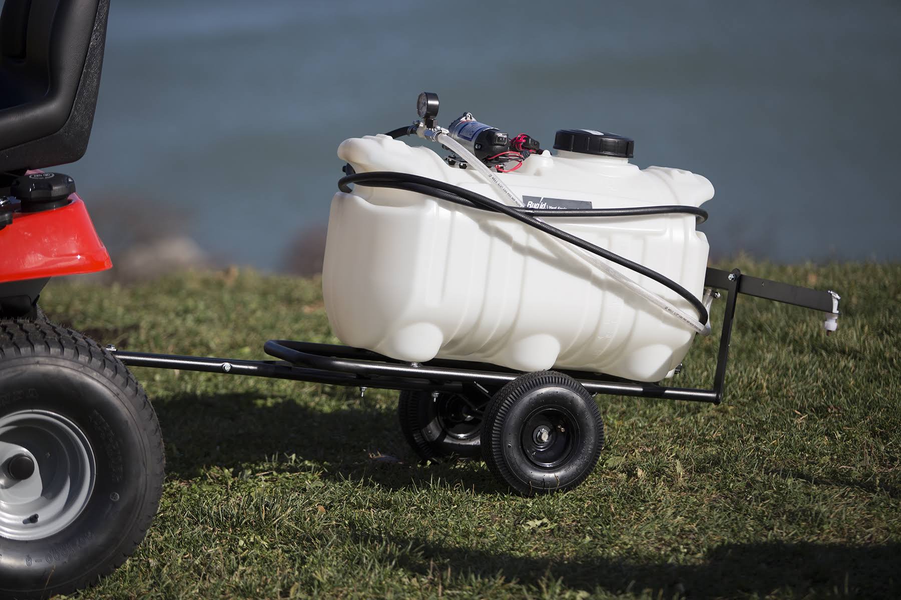 Precision 25 Gallon Tow Sprayer - Image 4