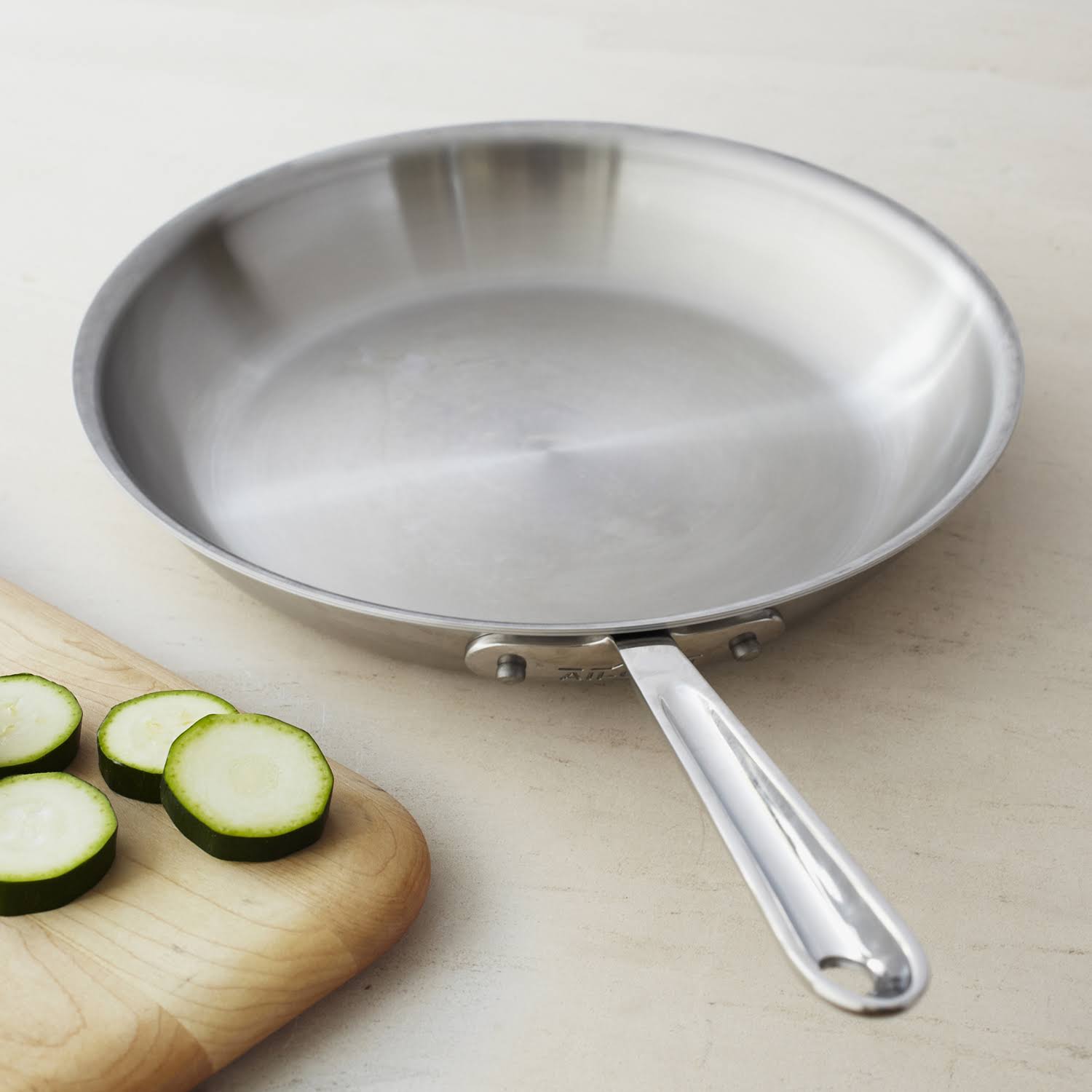 All-Clad D5 Brushed Stainless Steel 8×22 Fry Pan - Image 5